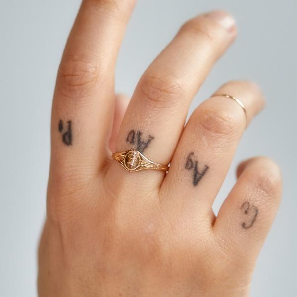 Grand Cygnet Gold Ring